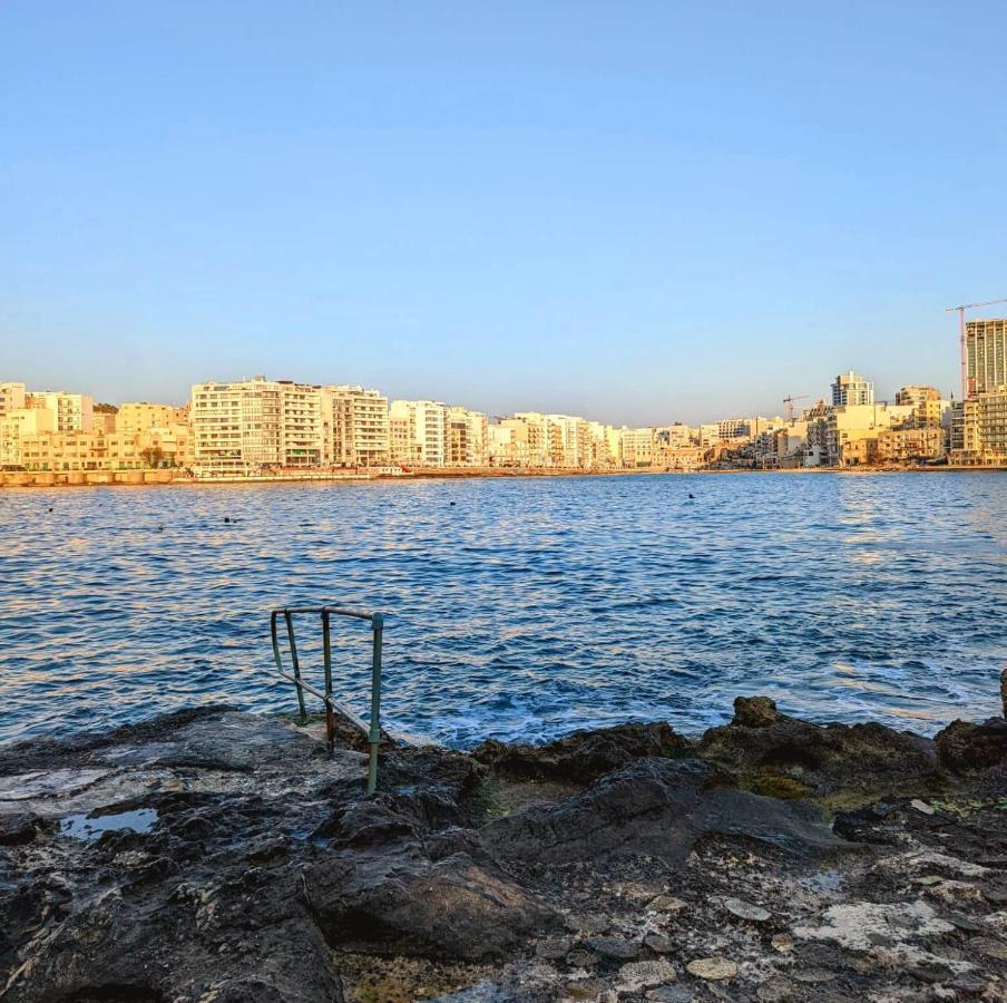 Kensington By Shmoo - 1 Minute To The Sea Sliema Exterior foto