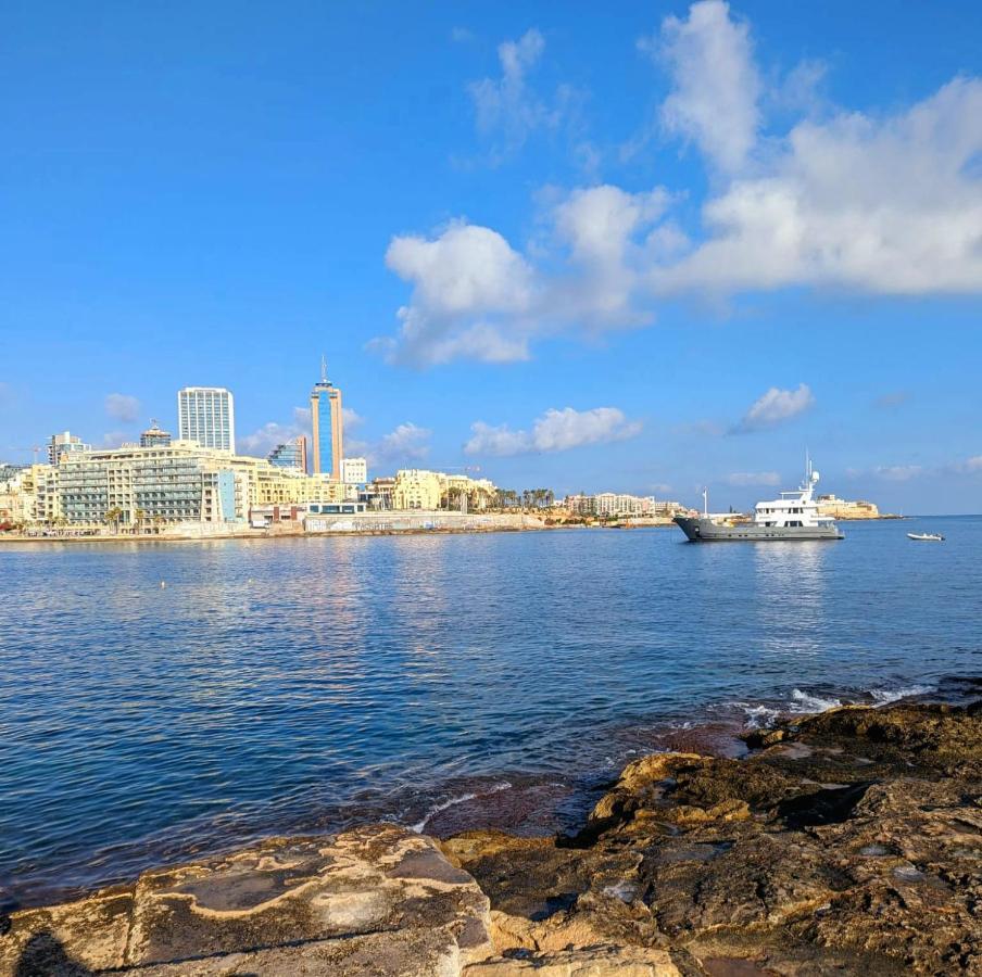 Kensington By Shmoo - 1 Minute To The Sea Sliema Exterior foto
