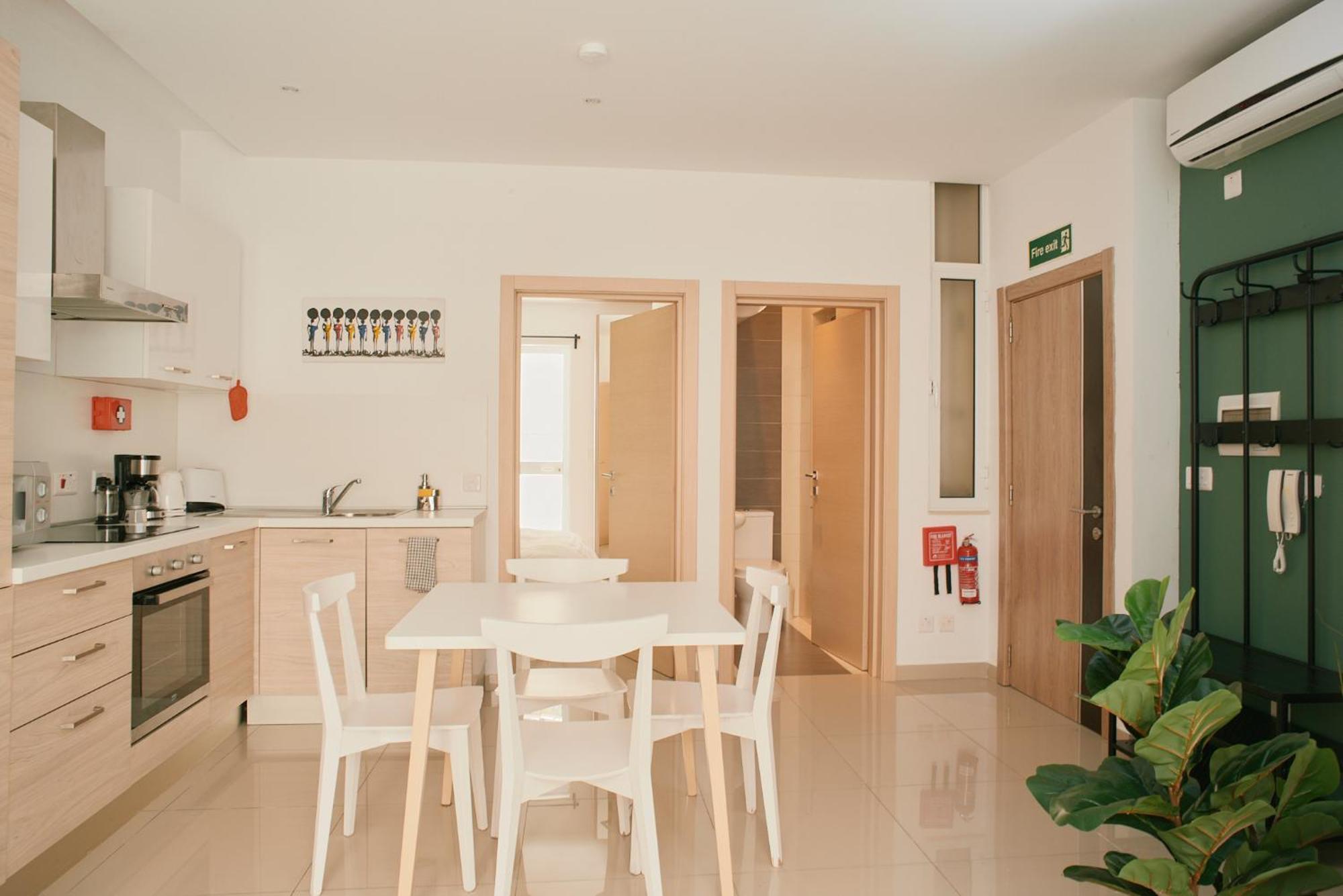 Kensington By Shmoo - 1 Minute To The Sea Sliema Exterior foto